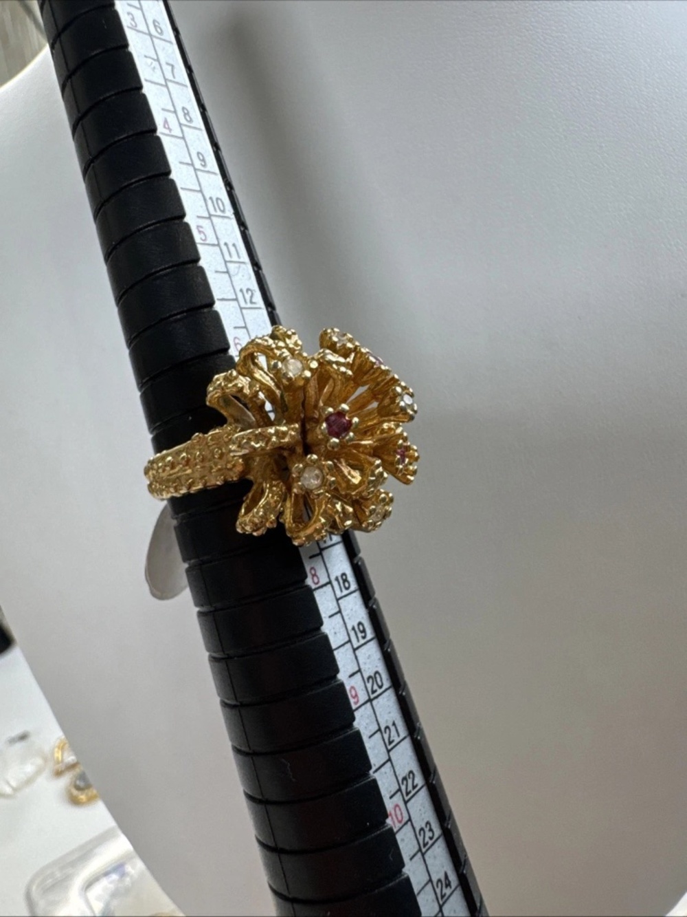 Vintage Uncas Firework Design Brass Paste Ring Size 7